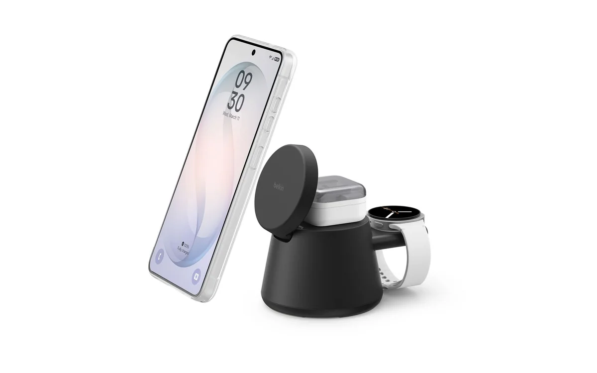 Black Belkin WIZ052 UltraCharge Modular Charging Dock holding a phone, wireless earbud case, and smartwatch
