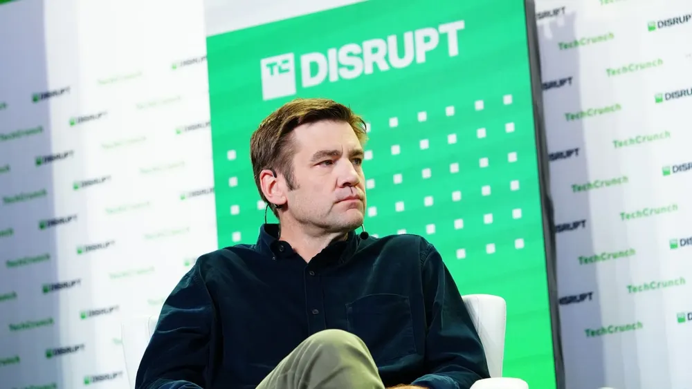 Chris Dixon speaking at TechCrunch Disrupt on venture capital and decentralized technology
